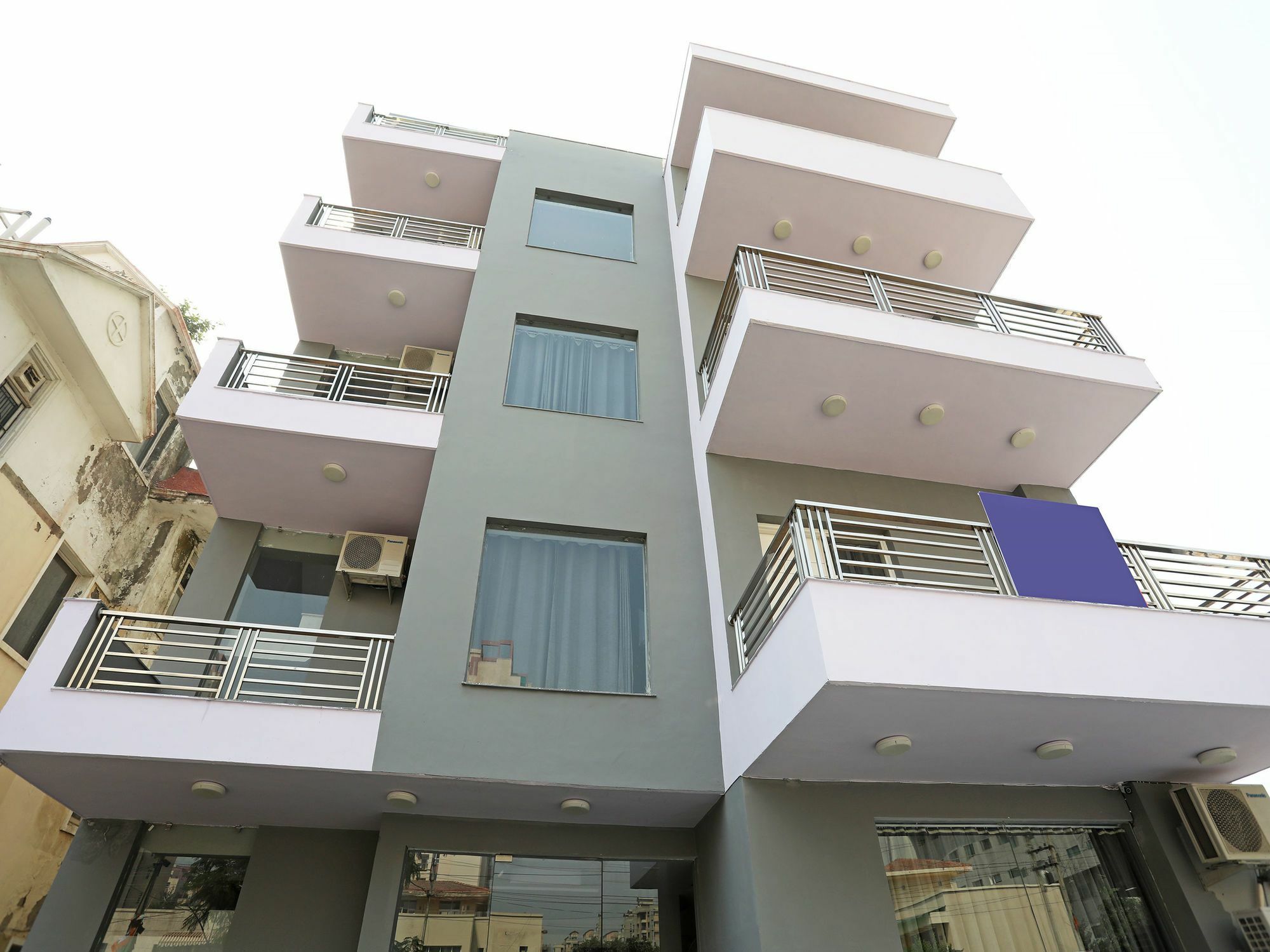 Treebo Trend Aashiyana Paradise Badshahpur Exterior photo
