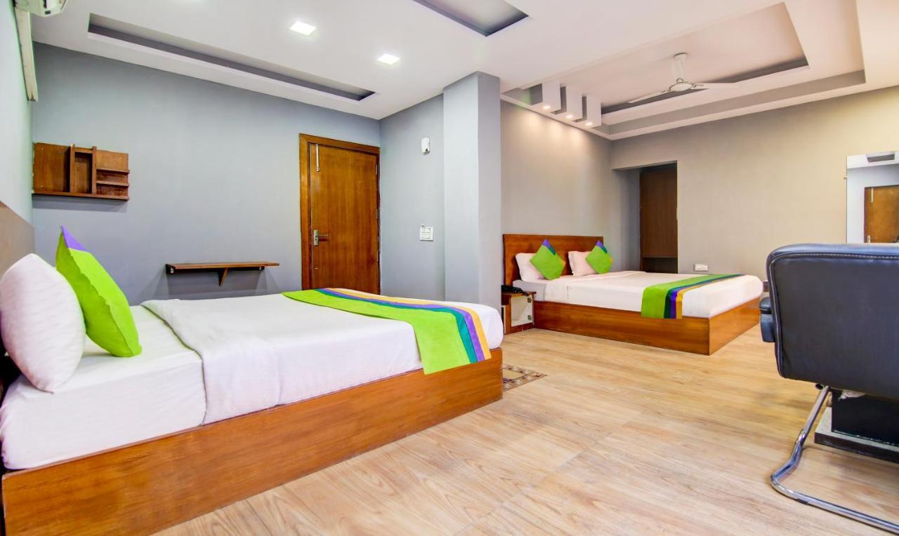 Treebo Trend Aashiyana Paradise Badshahpur Exterior photo